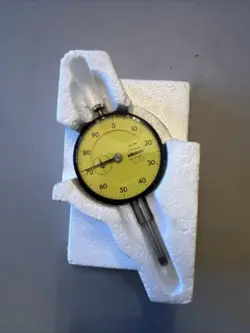 MITUTOYO 2050-F 11 DIAL INDICATOR 0.01MM