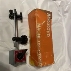 MITUTOYO 7010S MAGNETIC STAND EXCELLENT CONDITION IN BOX