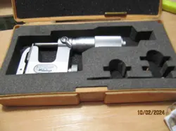 MITUTOYO 117-107 INTERCHANGEABLE ANVIL MICROMETER 0-1
