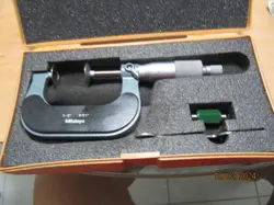 MITUTOYO DISC MICROMETER 123-126A 1