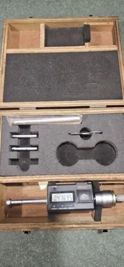 MITUTOYO 468-976 DIGITAL BORE MICROMETER .275-.500