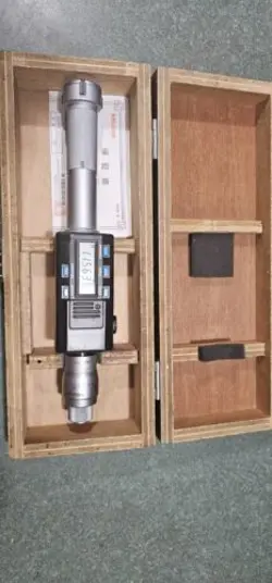 MITUTOYO  468-237 DIGITAL BORE MICROMETER 1.0-1.2