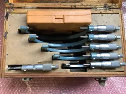 MITUTOYO 103-913 OMST-150 OUTSIDE MICROMETER SET W/ 5 PC. STD'S 0- 150MM BOX