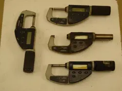 (4) MITUTOYO DIGITAL MICROMETER 0-1.2