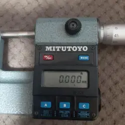 MITUTOYO DIGITAL MICROMETER MD-25M JAPAN