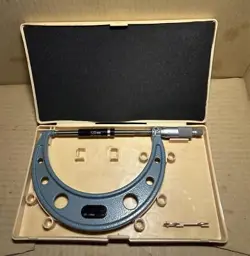 OUTSIDE MICROMETER MITUTOYO OM-150(103-142) JAPAN