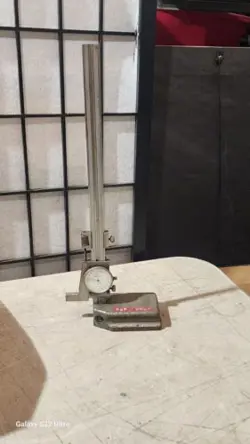 MITUTOYO 509-204 DIAL HEIGHT GAGE 10