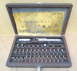 MITUTOYO GAUGE BLOCK ASSORTMENT SET IN CASE    50333HM