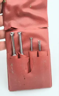 MITUTOYO 154-901 SPLIT BALL SMALL HOLE BORE GAUGE SET 0.125