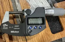 MITUTOYO 0-1” MICROMETER DIGITAL COOLANT PROOF