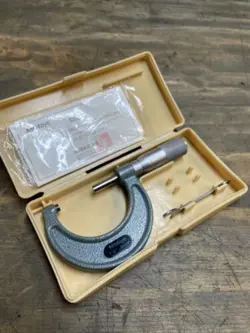 FACES BOX