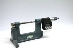 MITUTOYO 121-232 DIGIMATIC BENCH MICROMETER  0-2