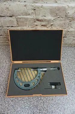 MITUTOYO 122-103 BLADE MICROMETER 50-75MM 0.01MM W/ RATCHET STOP, NICE!