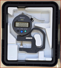 MITUTOYO 547-500S DIGITAL THICKNESS GAGE .47