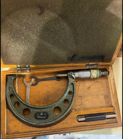 MITUTOYO OUTSIDE MICROMETER 3-4
