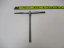 MITUTOYO TELESCOPING GAGE # E WITH A HOLE MEASUREMENT RANGE OF 3-1/2
