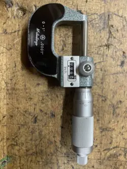 MITUTOYO 193-211 MICROMETER 0