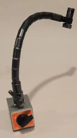 MITUTOYO MAGNETIC #7012 WITH FLEXIBLE ARM - MADE IN JAPAN (NOT PRC)