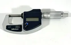 MITUTOYO DIGITAL MICROMETER 293-831 MADE IN JAPAN