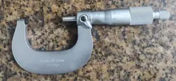 MITUTOYO 25-50MM MICROMETER