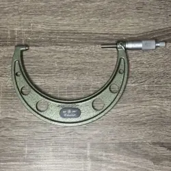 MITUTOYO NO 103-220 5-6 IN OUTSIDE MICROMETER .0001 GRAD MACHINIST METROLOGY
