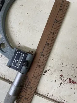 MICROMETER 193-105