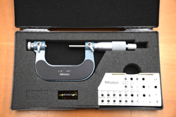MITUTOYO 126-138 THREAD MICROMETER 1-2