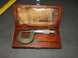 VINTAGE MITUTOYO #103-260 OUTSIDE MICROMETER IN WOOD BOX ESTATE FIND