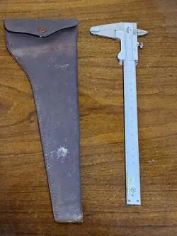 MITUTOYO CALIPER 20CM WITH LEATHER CASE