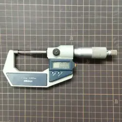 MITUTOYO DIGITAL MICROMETER USED ITEM 1