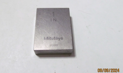 MITUTOYO 1