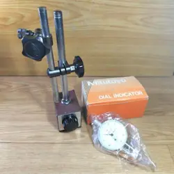 MITUTOYO DIAL GAUGE NO.2046 08 WITH MAGNETIC BASE MICROMETER