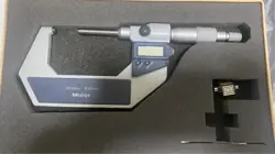 STRAIGHT MICROMETER