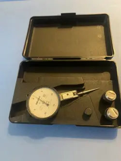 MITUTOYO HORIZONTAL DIAL TEST INDICATOR .0300” 0-15-0 DIAL READING. .0005 USED.