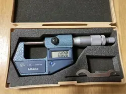 MITUTOYO DIGITAL MICROMETER 0.001MM GREAT CONDITION FROM JAPAN