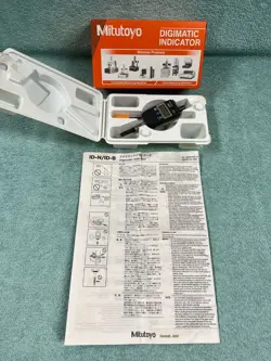 MITUTOYO DIGIMATIC INDICATOR 543-571 MOD ID-N1012E 0-0.5” RANGE WITH DATA OUTPUT