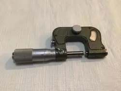 VINTAGE MITUTOYO 0-1 INDICATING MICROMETER WITH ORIGINAL WOODEN BOX