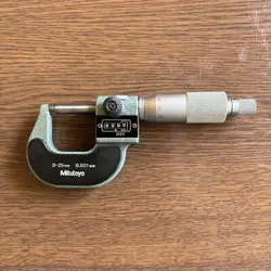 MITUTOYO COUNTING OUTSIDE MICROMETER 0-25MM JAPAN