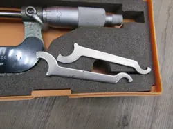 DISC-FLANGE MICROMETER JAPAN