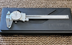 MITUTOYO DIAL CALIPERS 505-738 D6
