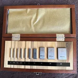 MITUTOYO 516-103 BM1-10N-0 GRADE 0 STEEL MICROMETER INSPECTION GAUGE BLOCK SET