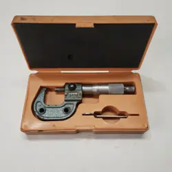 MITUTOYO OUTSIDE MICROMETER NO. 295-153 WITH CASE