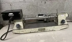 MITUTOYO 967-101 PRECISION BENCH CENTER, 4” CENTER  MOTORIZED PARTS TURNING