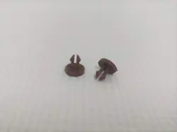 BUTTON BROWN