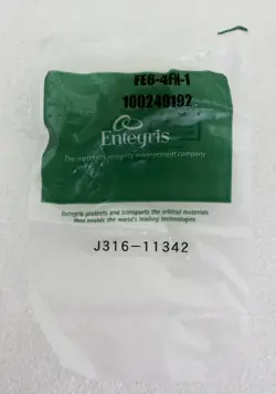 11342 ENTEGRIS FLARETEK ELBOW ADAPTER, FNPT, 3/8'' X 1/4