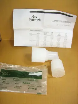 E16-12TFN-3 ELBOW ADAPTER