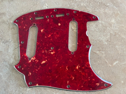 1964 1965 1966 1967 FENDER MUSTANG DUO SONIC GUITAR TORTOISE PICKGUARD