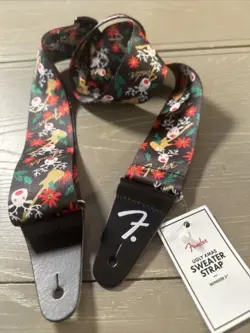 099-0662-019 FENDER UGLY CHRISTMAS SWEATER STRAP REINDEER POINSETTIA GUITAR/BASS
