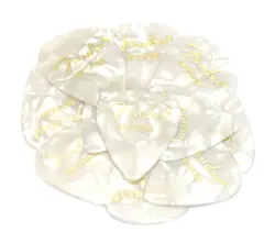 (12) FENDER MEDIUM WHITE MOTO CELLULOID 351 GUITAR/BASS PICKS 098-0351-805