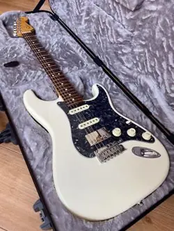 FENDER AMERICAN PROFESSIONAL II STRAT _44422